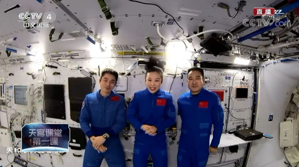 China’s record-setting Shenzhou 13 crew preparing for mid-April return to Earth_62447d951947e.jpeg