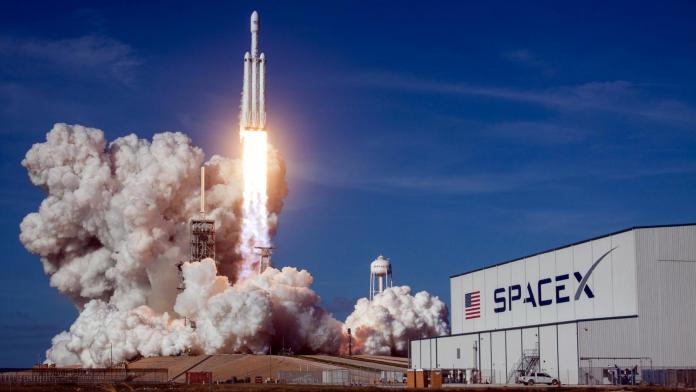 SpaceX adds laser crosslinks to polar Starlink satellites_621e4adc5dd2d.jpeg