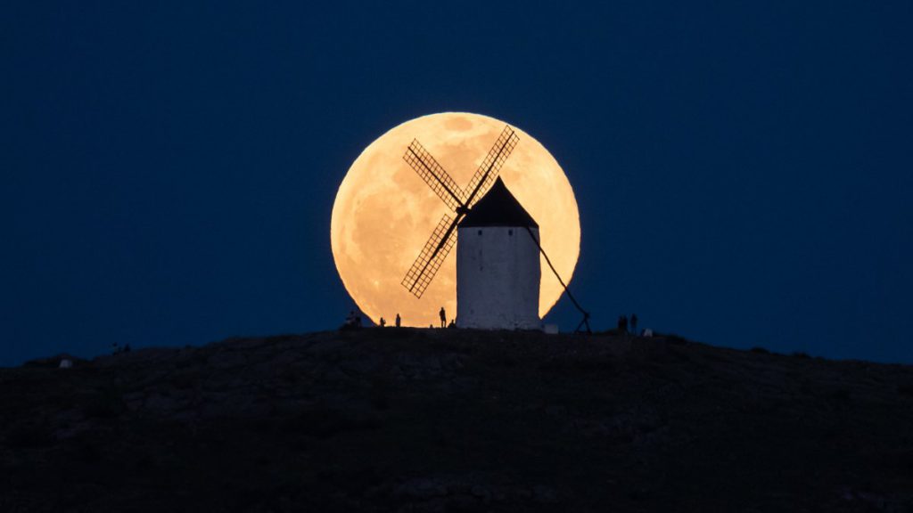 See the Full Pink Moon in all its springtime glory_625d6492404b2.jpeg