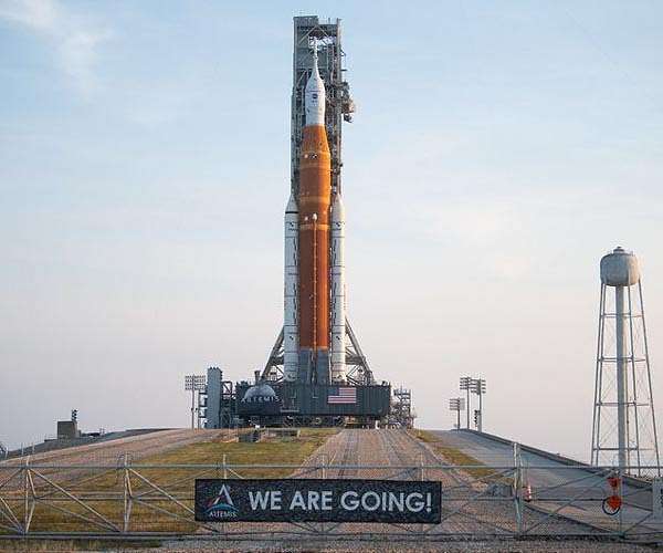 NASA scrubs launch of giant Moon rocket, may try again Friday_630e0ce5c79af.jpeg