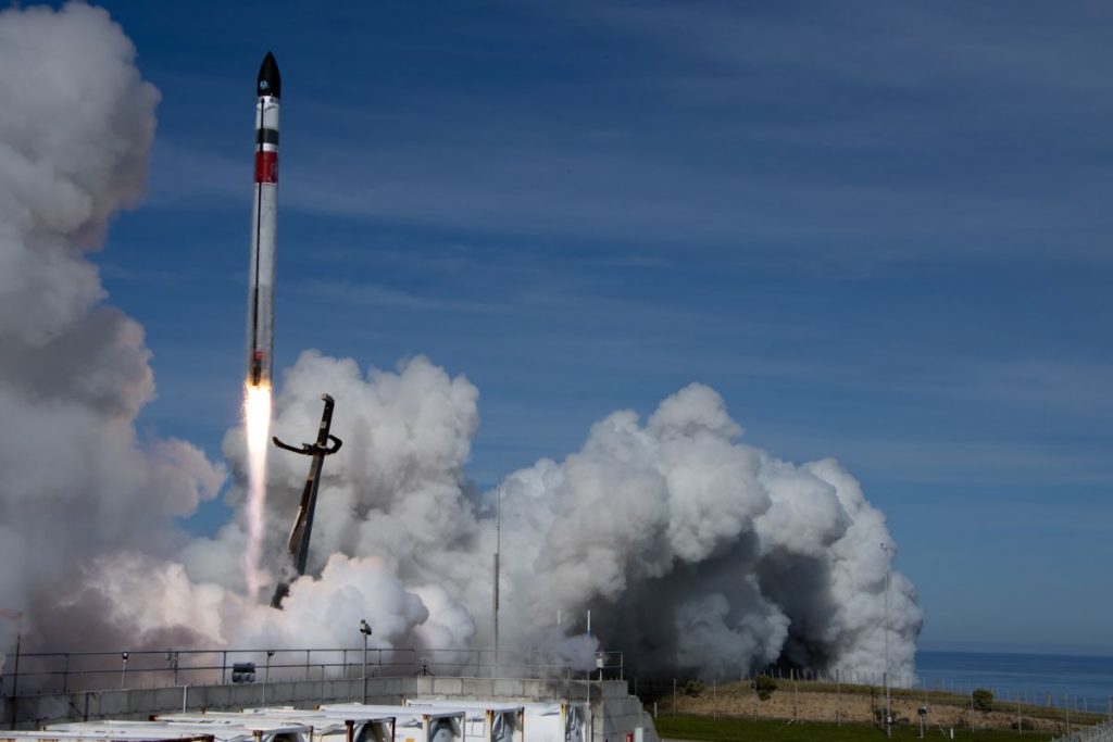 US military, Rocket Lab sign deal to study cargo launches bound for Earth_6319e7fc0e4eb.jpeg