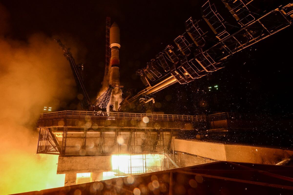 Russian Soyuz rocket launches 2 classified military satellites_6353e9ee8da7b.jpeg
