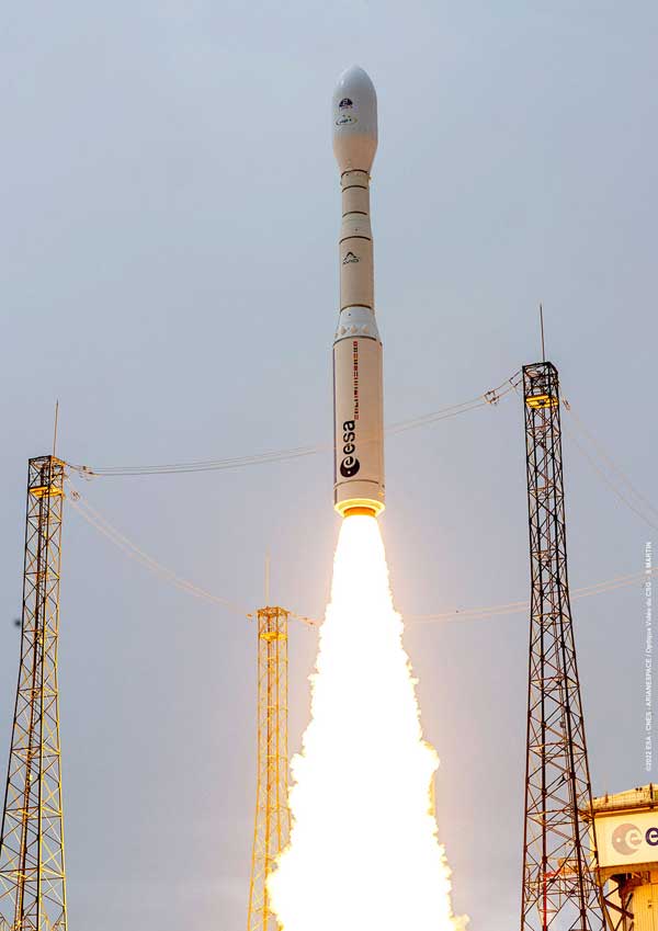 Vega-C Launch Failure Ends Frustrating Year for Europe_63a2feab586da.jpeg