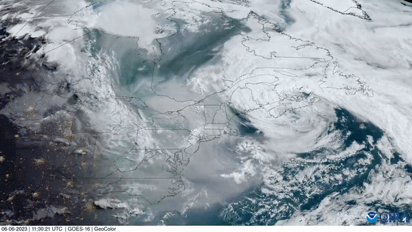 Satellite photos show US East Coast engulfed by smoke from Canadian wildfires_6481da03db625.gif