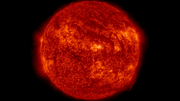 Massive eruption on sun hurls coronal mass ejection toward Earth, auroras likely Sept. 19 (video)_6509a6459bdcd.gif
