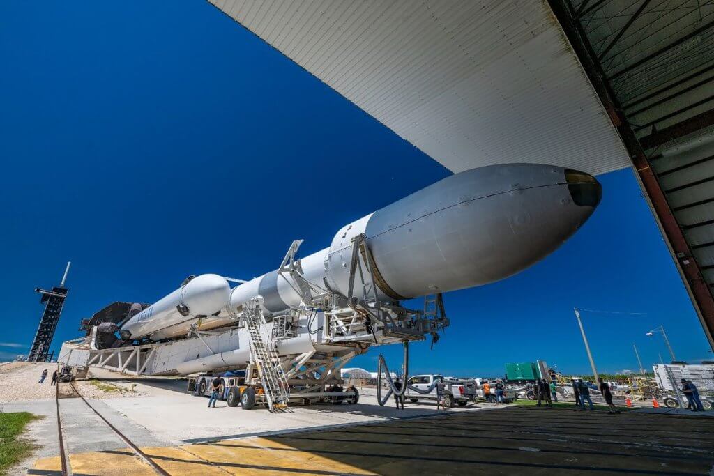 SpaceX rolls Falcon Heavy rocket out to pad for GOES-U weather satellite launch (photos)_667ad0b94fe9b.jpeg