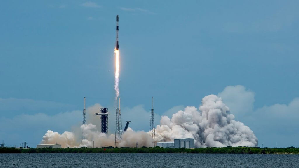 SpaceX launching 20 Starlink satellites from Florida early on July 3_66848672a35ef.jpeg