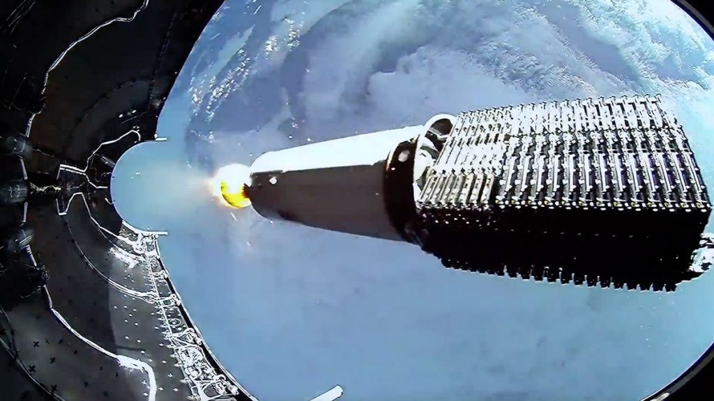 Fall back to Earth with Falcon 9 payload fairings in stunning new SpaceX video_671864fa42f1f.jpeg