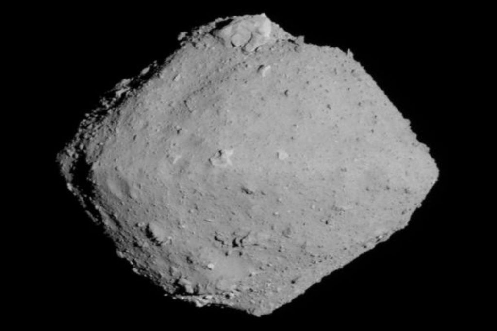 Rare Asteroid Sample Contaminated by Microorganisms Despite Scientists’ Best Efforts_6741d7e3231f2.jpeg