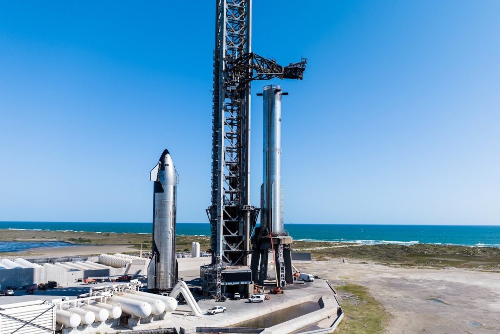 Watch Live as SpaceX Attempts Another High-Stakes Starship Booster Catch_673c91e3d61ce.jpeg