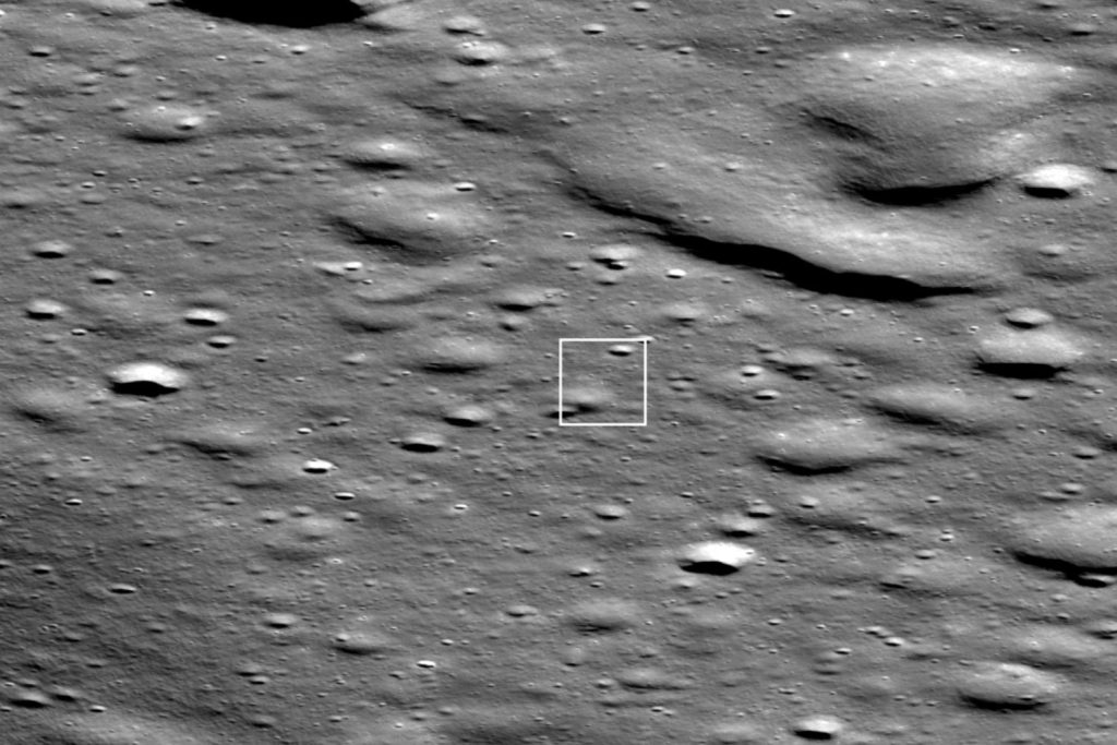 NASA Orbiter Captures Stunning View of Blue Ghost Lander on the Moon_67c8fa61b3184.jpeg