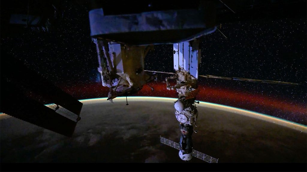 Astronauts welcome arrival of new crewmates | On the ISS this week Nov. 24-28, 2025_692a516d8c2ab.jpeg