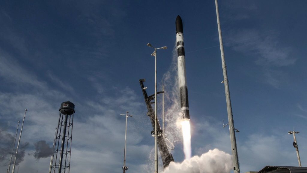 Rocket Lab launches hypersonic test flight for US military (photo)_691e1f6bd0fde.jpeg