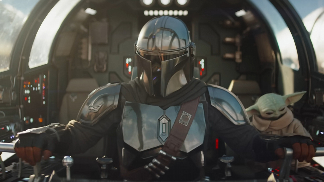 The Mandalorian & Grogu in the Mandalorian's starship
