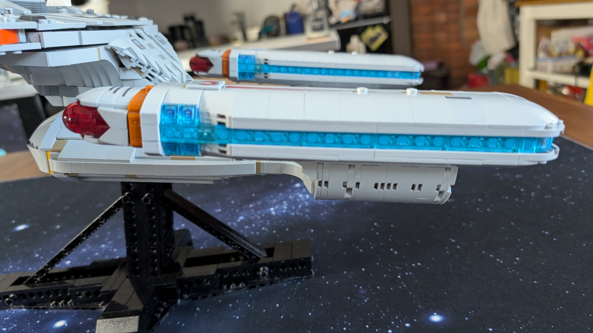 Lego U.S.S. Enterprise NCC-1701-D