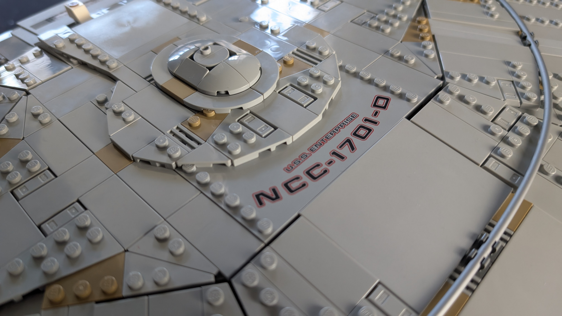 Lego U.S.S. Enterprise NCC-1701-D