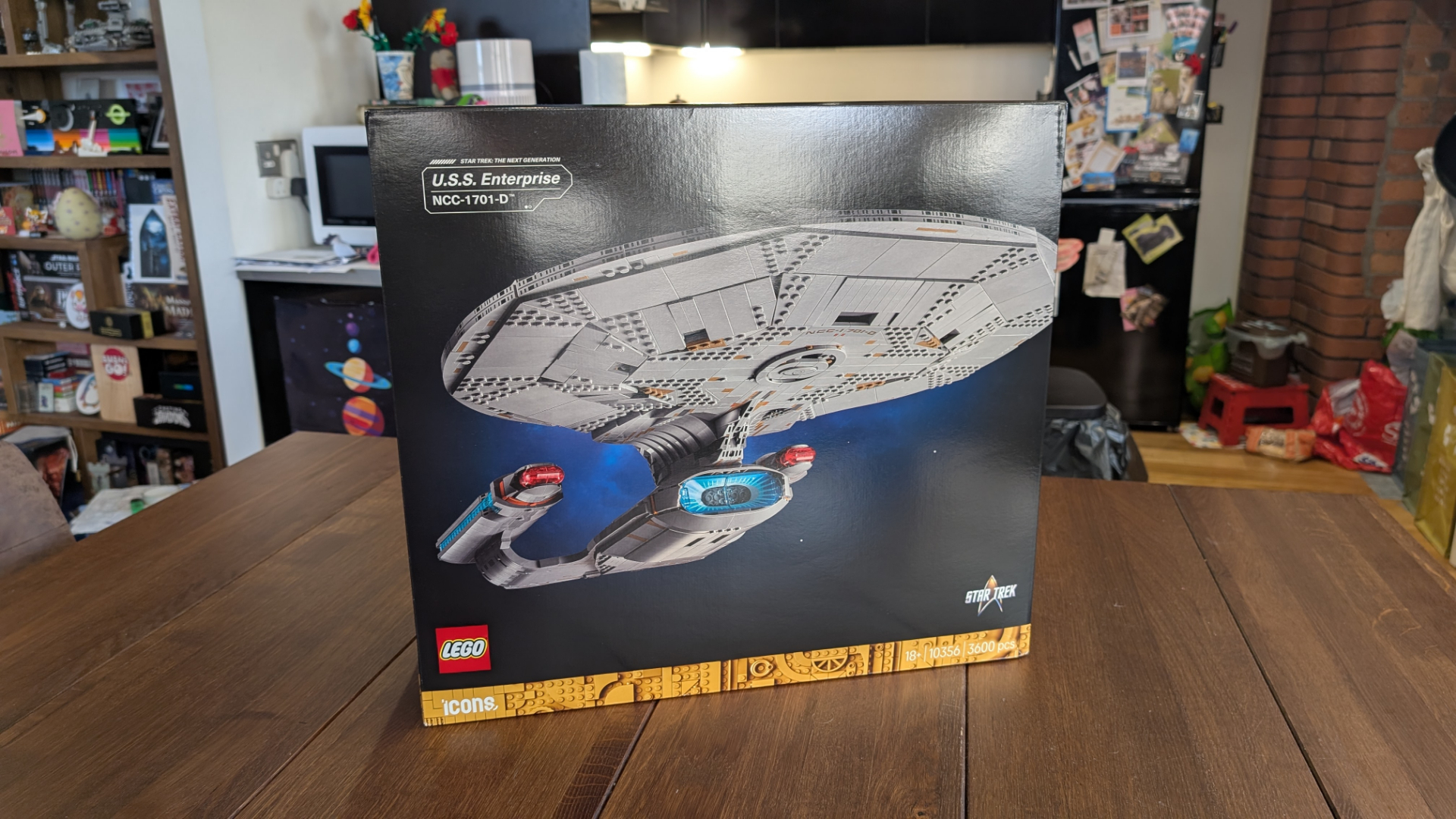 Lego U.S.S. Enterprise NCC-1701-D