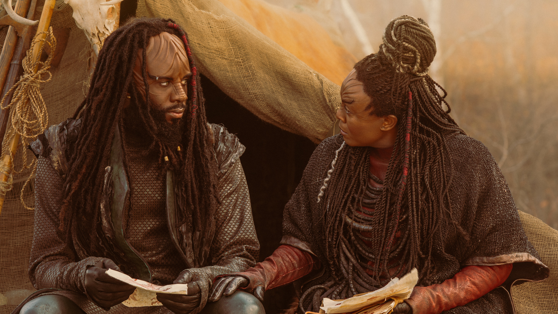 Karim DianÈ as Jay-Den and Dorothy Atabong as LíVanna in Star Trek: Starfleet Academy, episode 4, season 1, streaming on Paramount+, 3035. Photo Credit: Brooke Palmer/Paramount+.