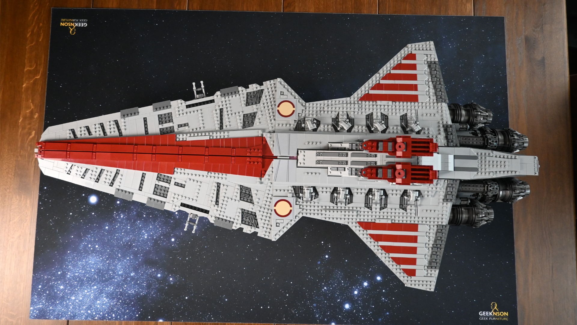 Image of the Lego Star Wars Venator-Class Republic Attack Cruiser.